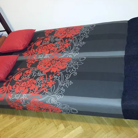 Vladislav Apartment